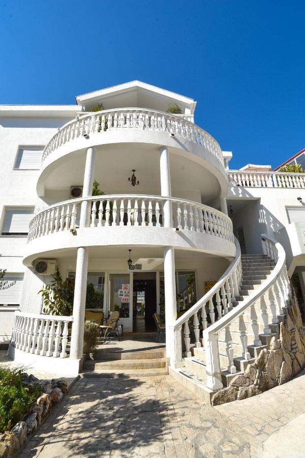 Apartments Adok Budva Luaran gambar