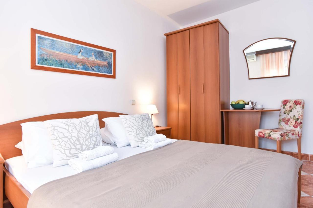 Apartments Adok Budva Luaran gambar