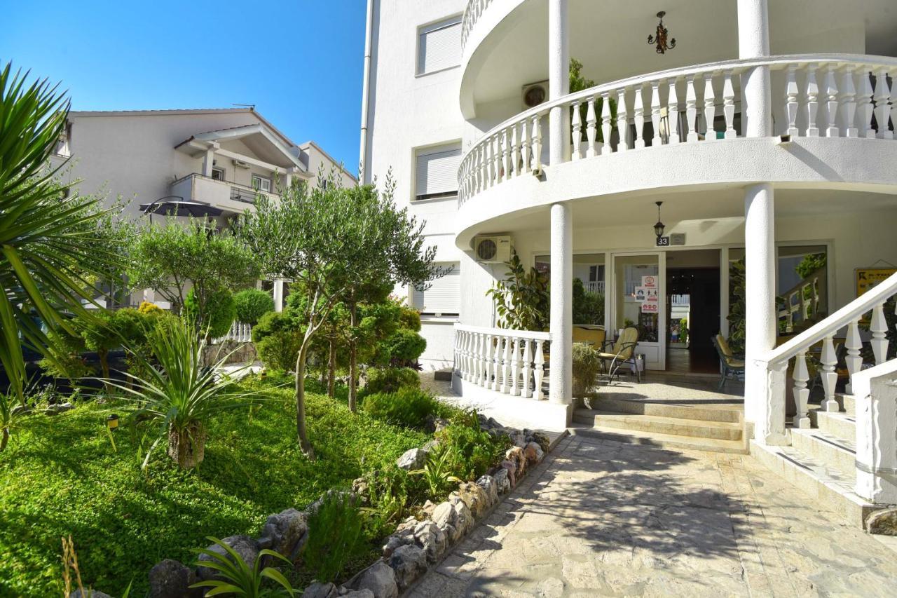 Apartments Adok Budva Luaran gambar