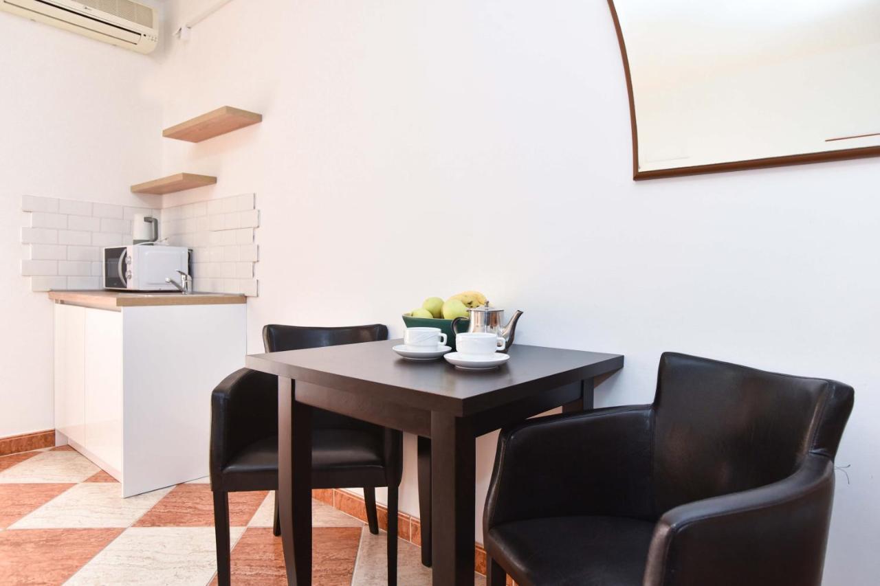 Apartments Adok Budva Luaran gambar