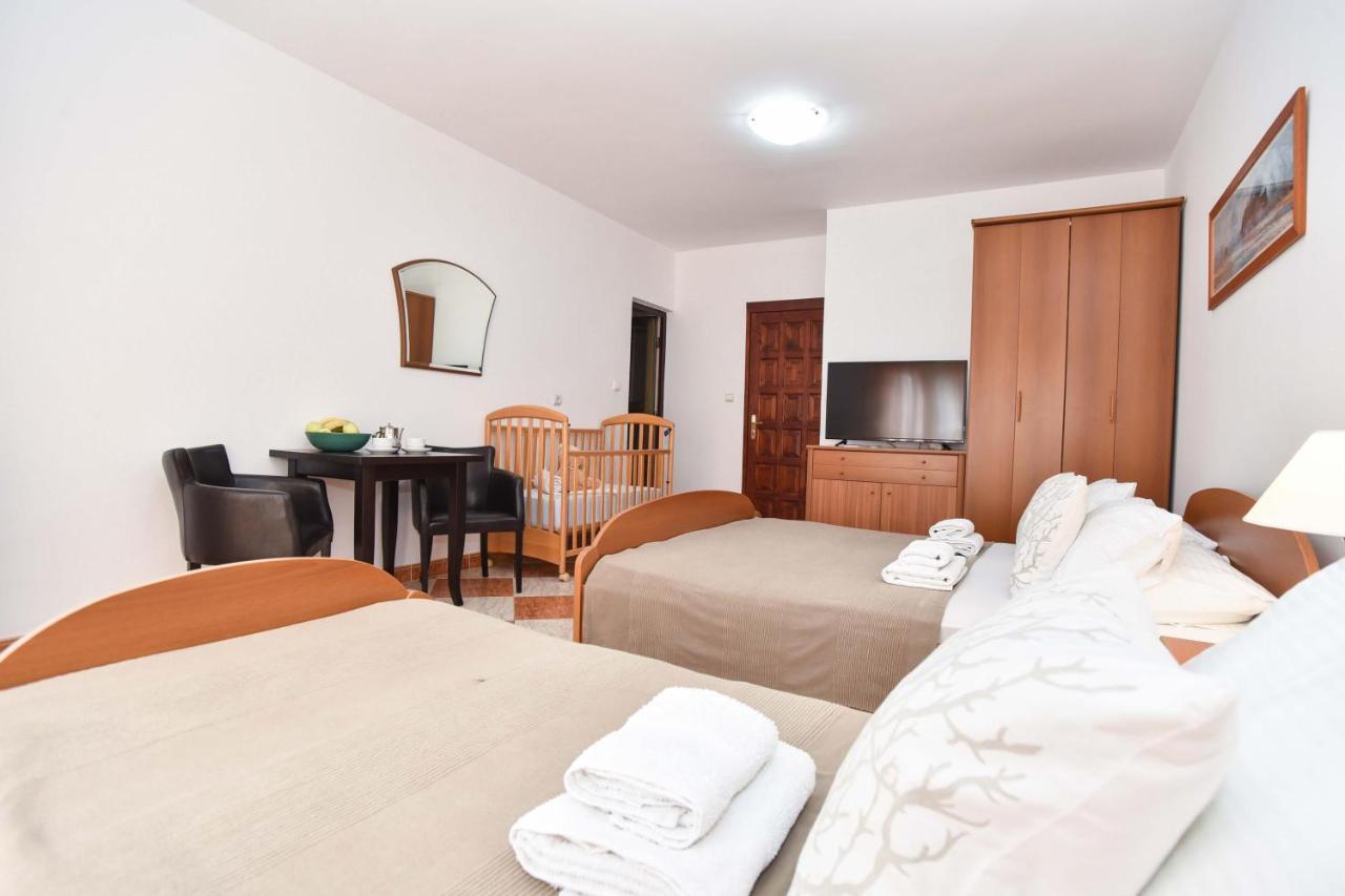 Apartments Adok Budva Luaran gambar
