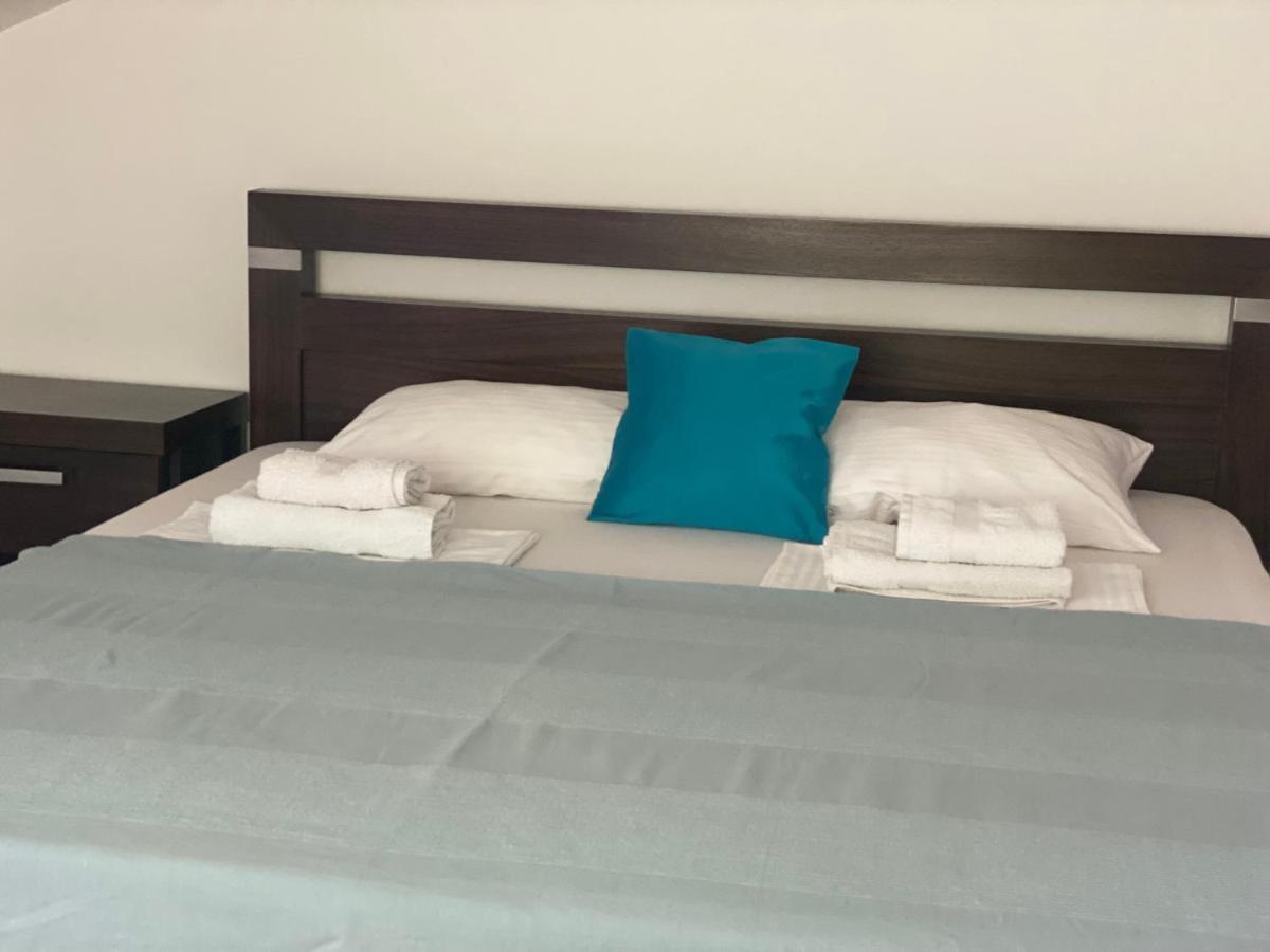 Apartments Adok Budva Luaran gambar