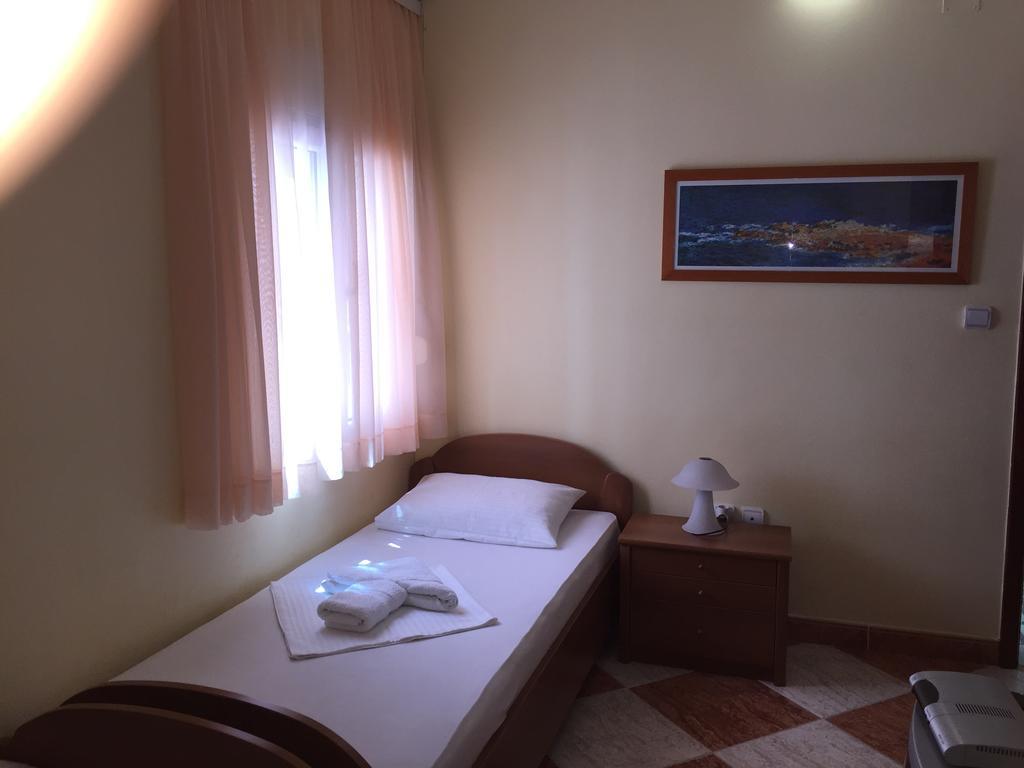 Apartments Adok Budva Luaran gambar