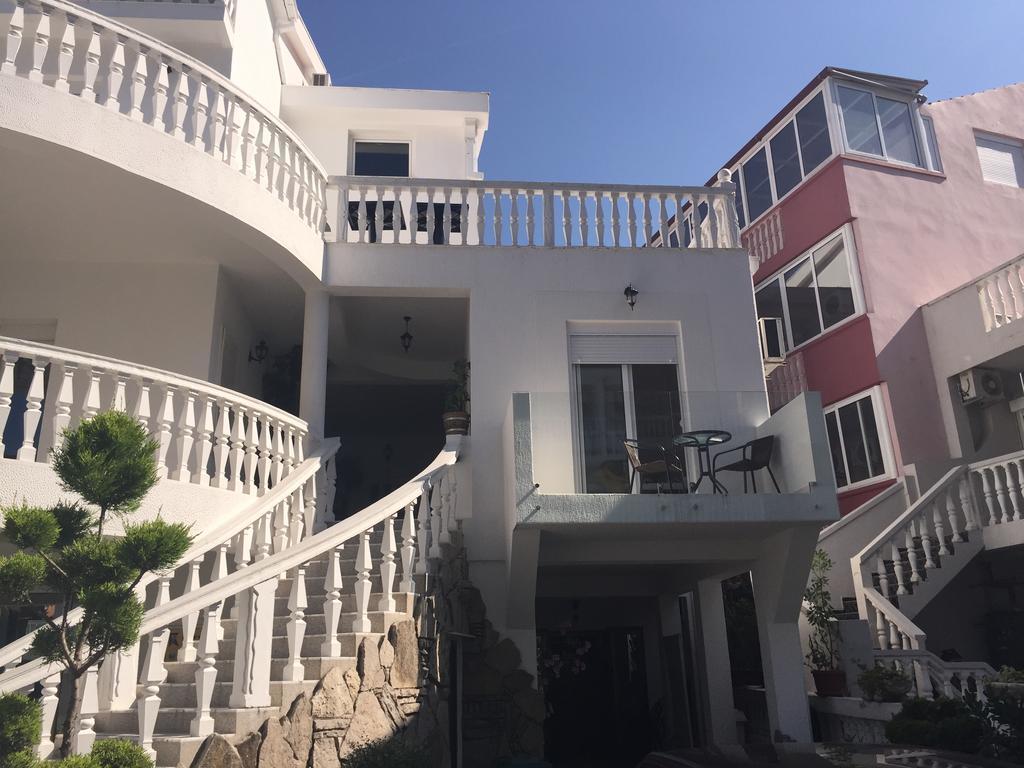 Apartments Adok Budva Luaran gambar